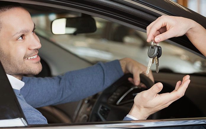 Co powinieneś wiedzieć, zanim wypożyczysz auto z wypożyczalni