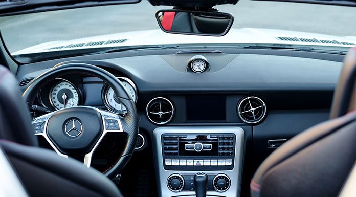 Szybkie odświeżenie klimatyzacji w samochodzie