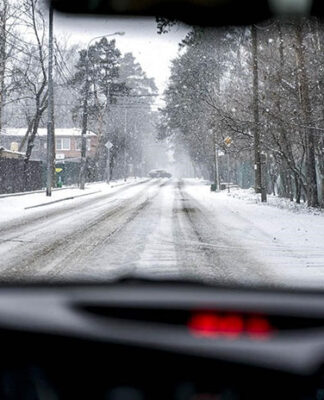Opony letnie w zimie – czy warto liczyć na to, że się sprawdzą