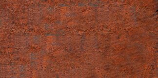 Czy auto rdzewieje w garażu?