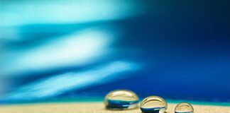 Co to znaczy że materiał jest hydrofobowy? Co to znaczy że materiał jest hydrofobowy?