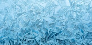 Jak zabezpieczyć auto przed mrozem?