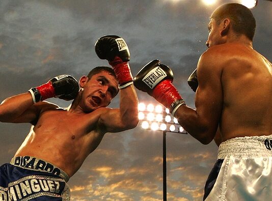 Czy można jeździć z hakiem 2023?