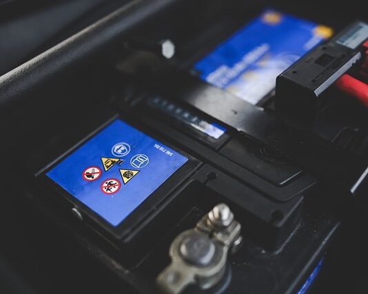 Jak dbać o kondycję baterii w iPhone?