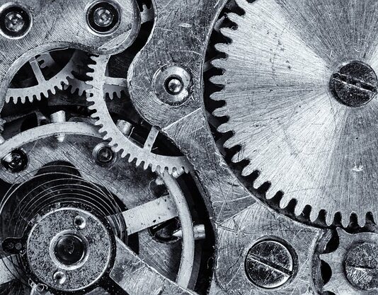 Gdzie w Warszawie można umyć silnik samochodowy?