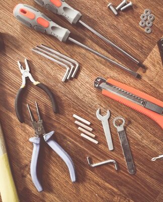 Po czym możemy poznać że narzędzia są wysterylizowane? Po czym możemy poznać że narzędzia są wysterylizowane?