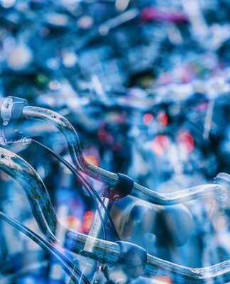 Jak obszyć kierownicę skórą?