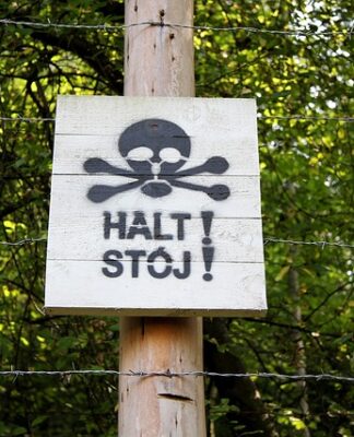 Jak przygotować auto na dłuższy postój?