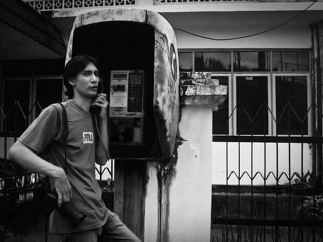 Czy iPhone 13 Pro jest szklany z tyłu? Czy iPhone 13 Pro jest szklany z tyłu?