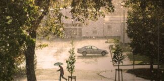 Czym chronić auto przed gradem? Czym chronić auto przed gradem?